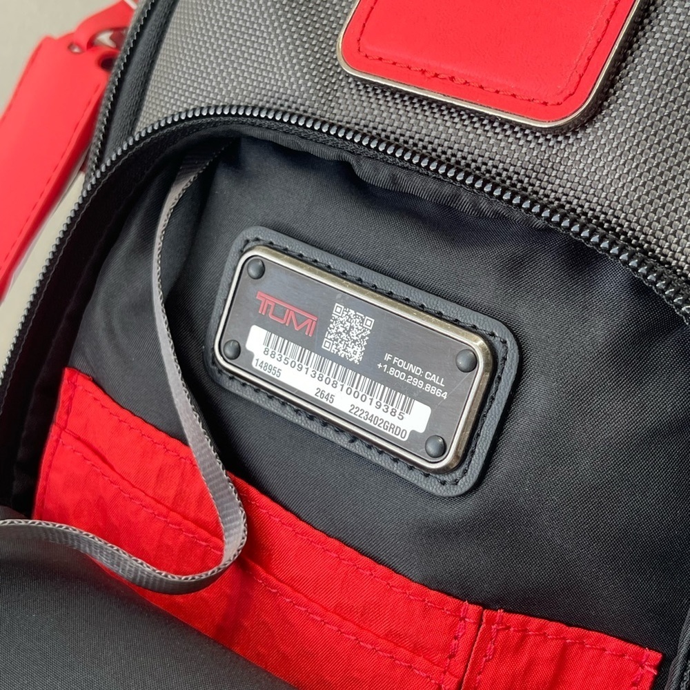 (new+tag) Tumi Fife men’s sling pack black - Picture 5 of 17